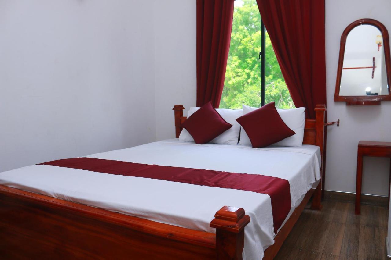 Castle Resort Yala Tissamaharama Kültér fotó